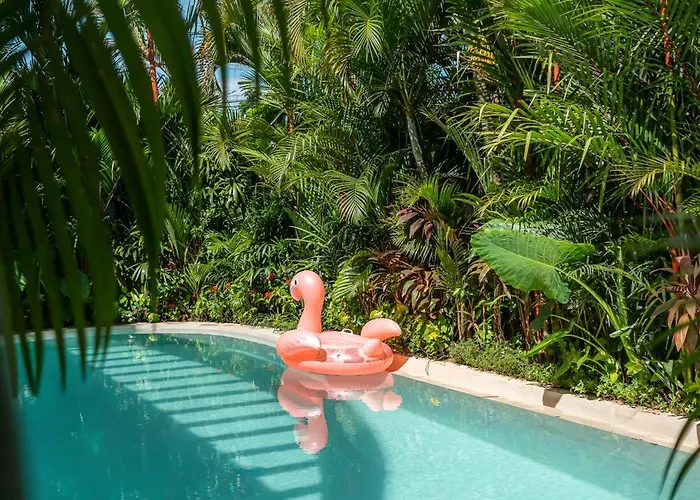 Yellow Moon, A Tropical 3br Sanctuary In Villa *