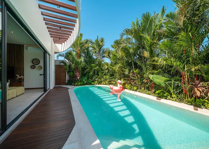 Yellow Moon, A Tropical 3br Sanctuary In Villa *