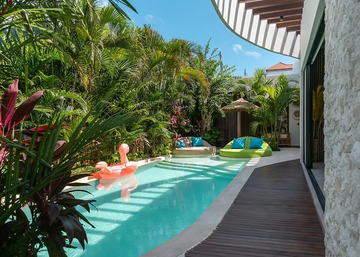 Yellow Moon, A Tropical 3br Sanctuary In *