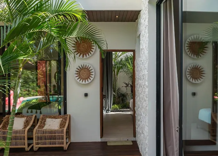 Yellow Moon, A Tropical 3br Sanctuary In Villa