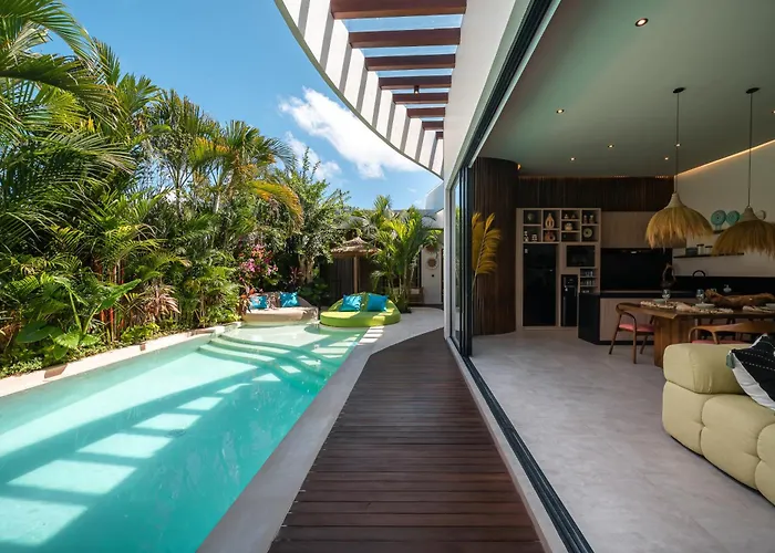 Yellow Moon, A Tropical 3br Sanctuary In