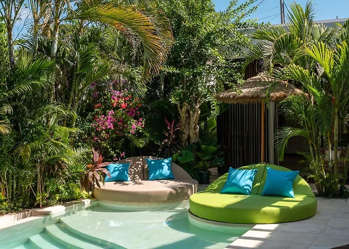 Villa Yellow Moon, A Tropical 3br Sanctuary In