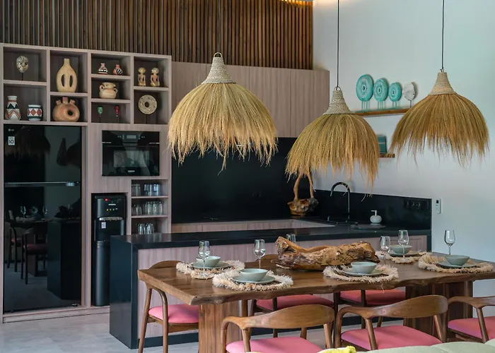 Yellow Moon, A Tropical 3br Sanctuary In Villa