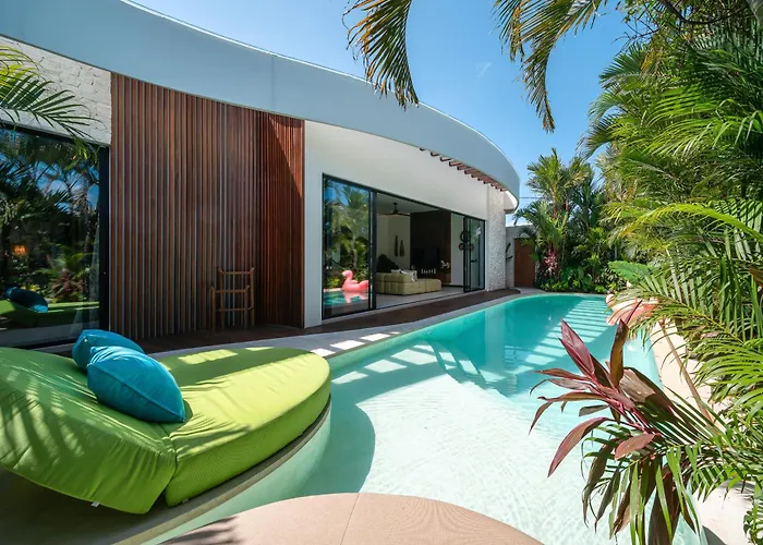 Yellow Moon, A Tropical 3br Sanctuary In